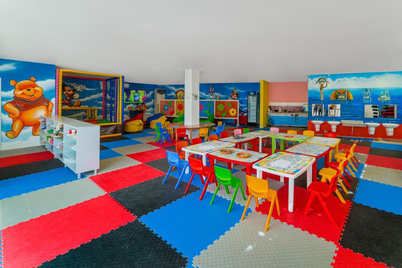 Justiniano Deluxe Resort Okurcalar Bagian luar foto