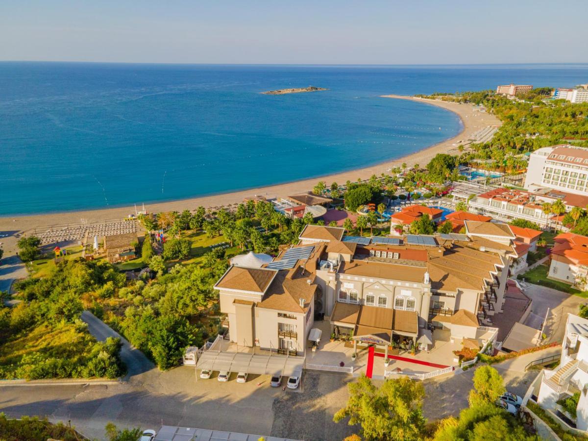Justiniano Deluxe Resort Okurcalar Bagian luar foto