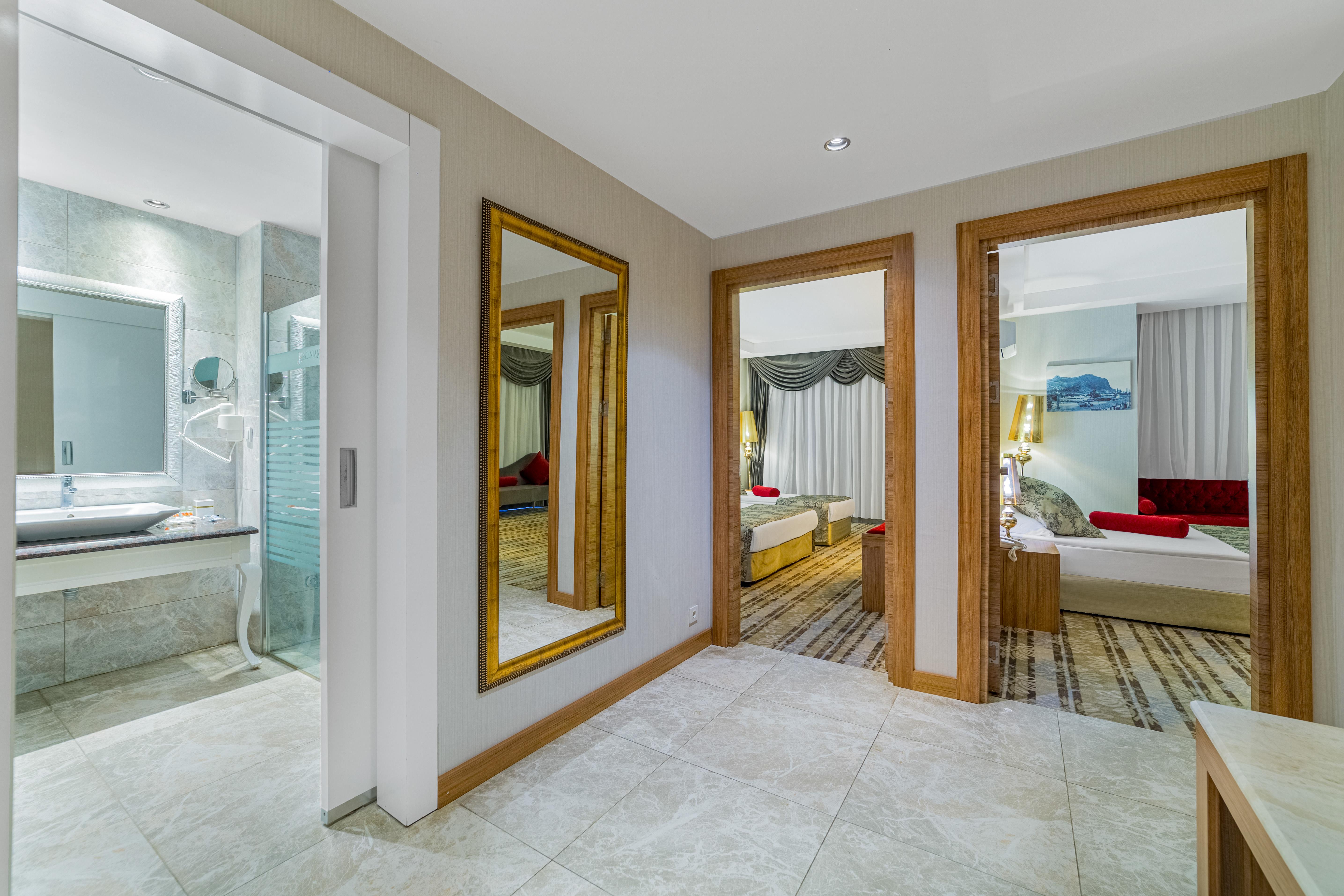 Justiniano Deluxe Resort Okurcalar Bagian luar foto