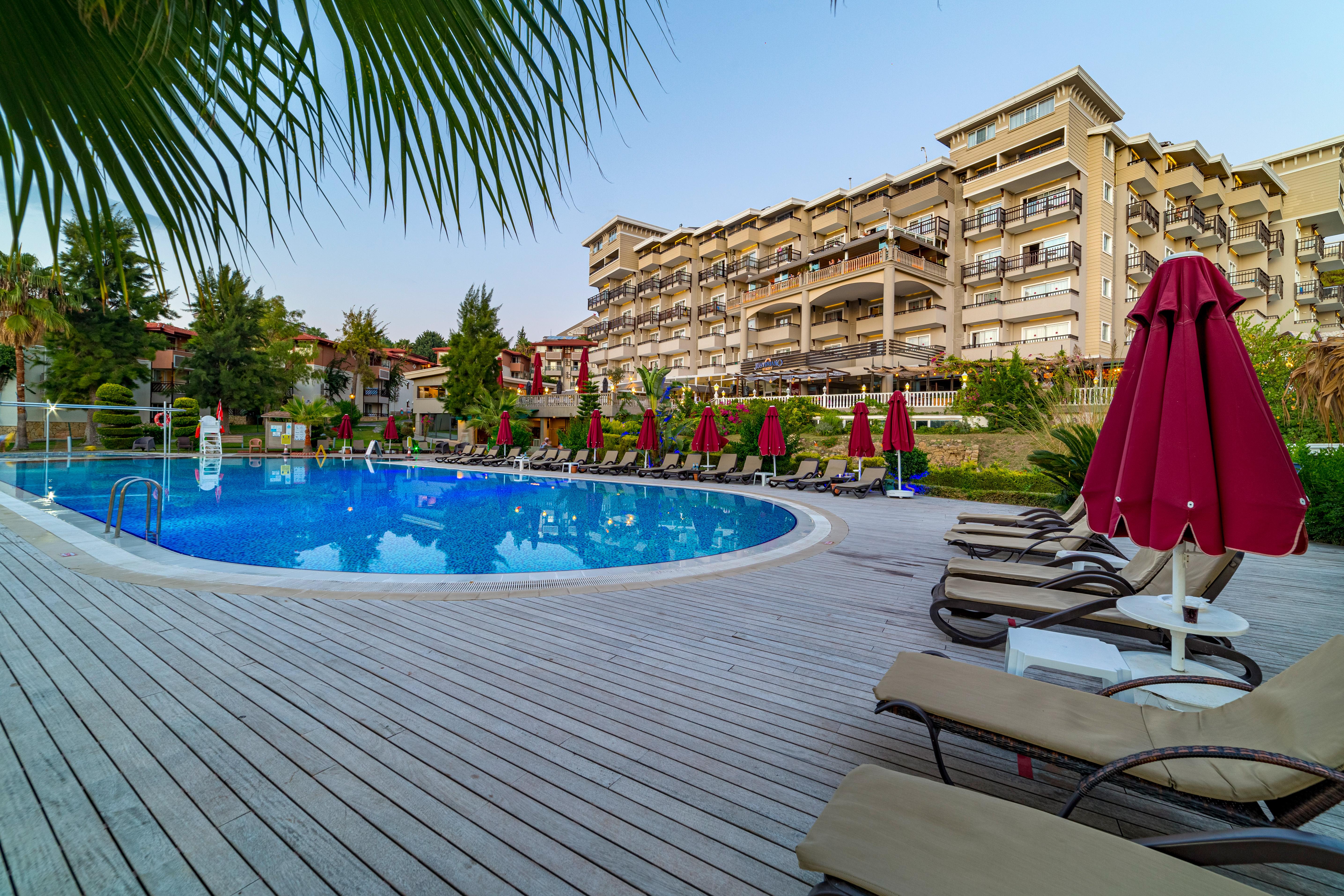 Justiniano Deluxe Resort Okurcalar Bagian luar foto